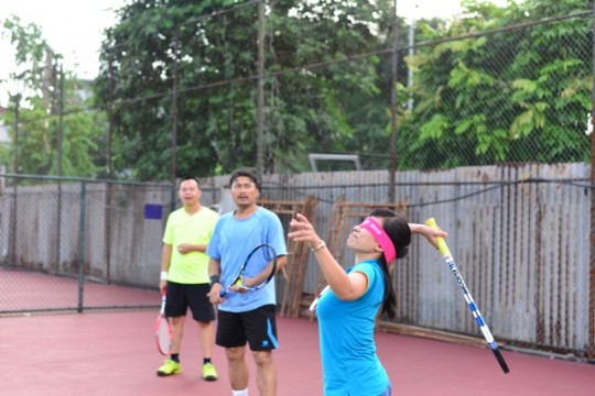 Pha giao bóng khiến đấng mày râu phải ngước nhìn