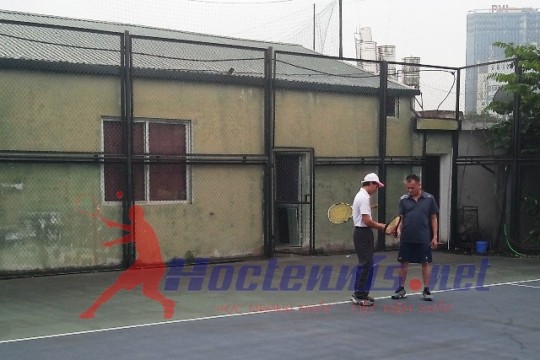 Thay Dong huong dan cach cam vot tennis dung