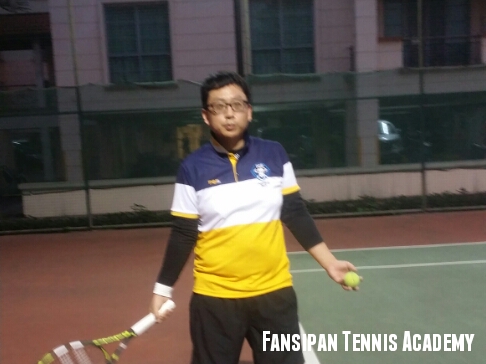 Tennis lesson for Korean student in Hanoi - Seho