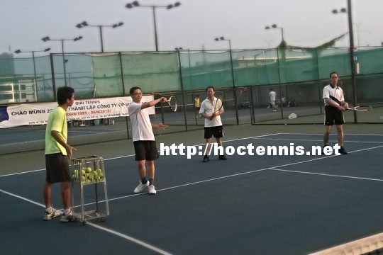 Lớp học tennis ở Mỹ Đình, Nam Từ Liêm, Hà nội