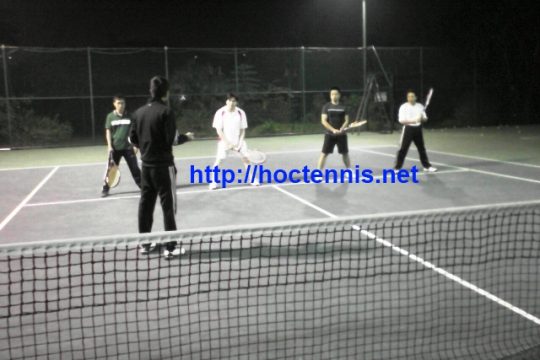 Lớp học tennis cơ bản CB29 ở Cầu Diễn, Hà nội